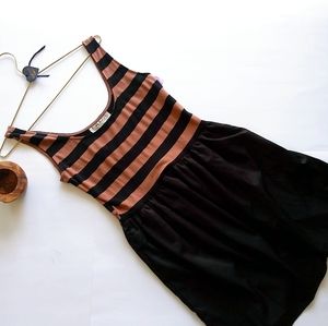 FRANCECAS BLACK BROWN DRESS SZ SMALL